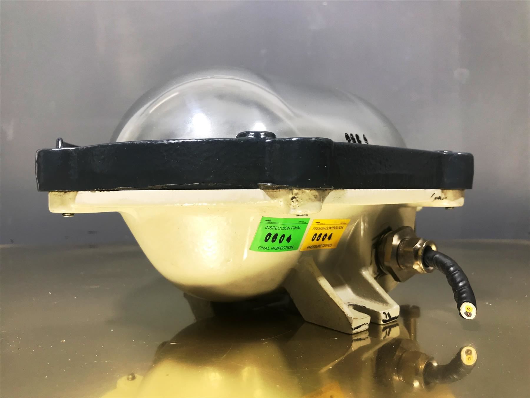 Lampes: Ex-Deckenleuchte AB80 Bunkerlampe   Lamp – D'occasion à Laufenburg par Sirluger 4