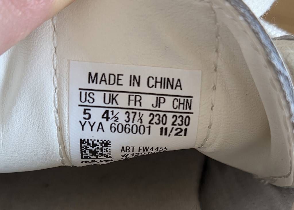 Adidas Scarpe da donna: Velosamba Gr. 37 1/3 – Nuovo (secondo la descrizione) da Zürich venduto da nina46 4