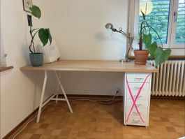 Schreibtisch Holzplatte mit 1x Untergestell guter Zustand