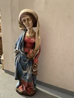 Antike Holzfigur, Heilige mit Krug, ca. 61 cm hoch!