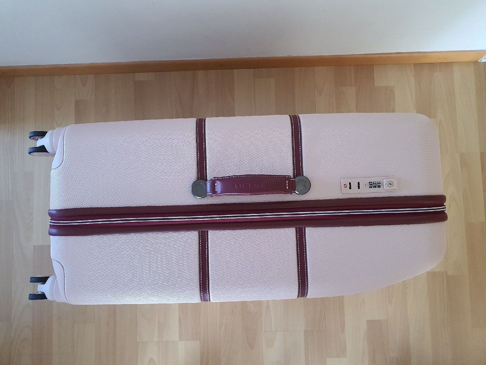 Altro in Aeronautica: Delsey Paris – Nuovo e nell'imballaggio originale da Rheinfelden venduto da Astoria91 3
