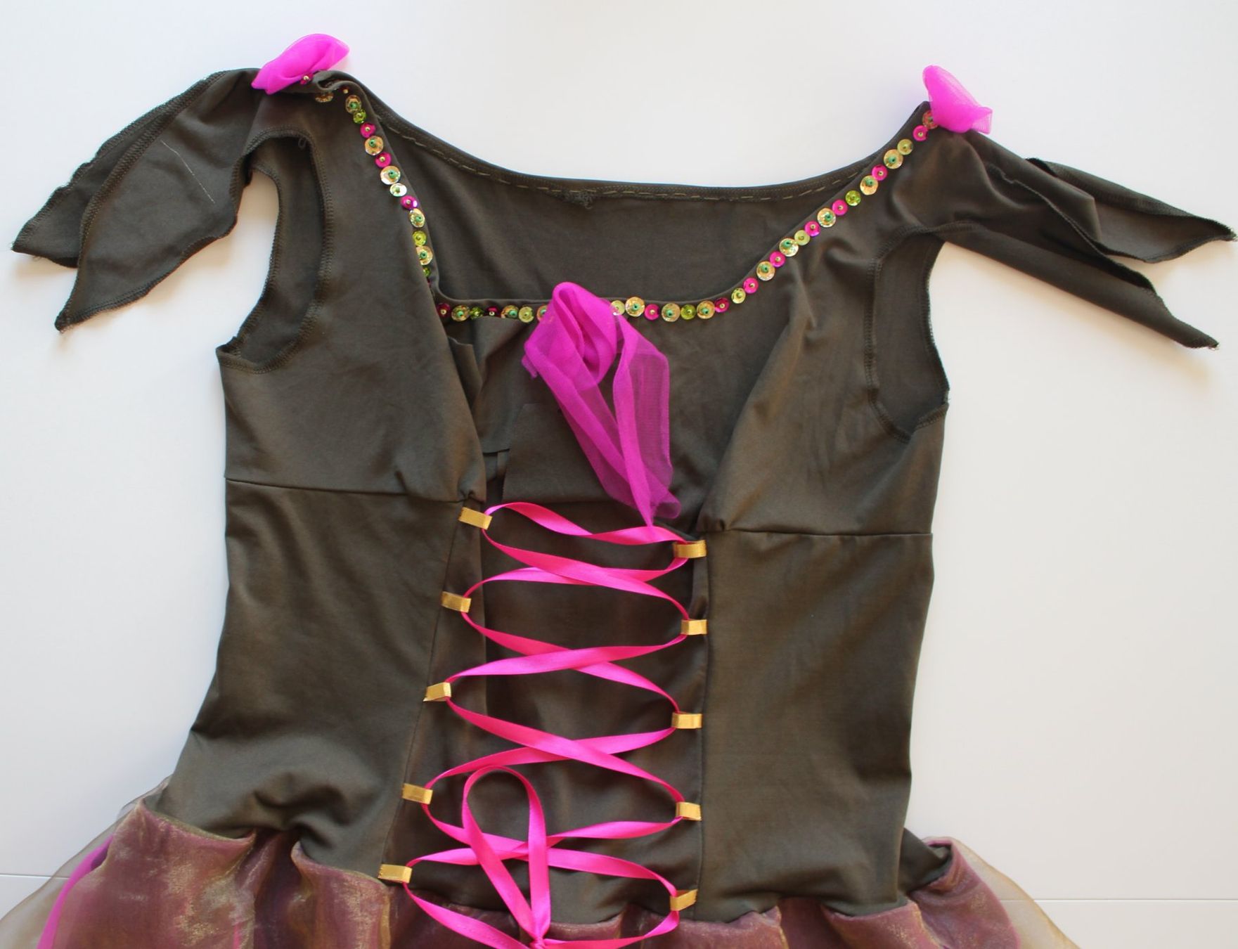 Costumi: Costume sorcière / Hexe t. M – Usato da Peseux venduto da CoolShoping 3