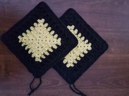 2 Topflappen aus Baumwolle, Handarbeit