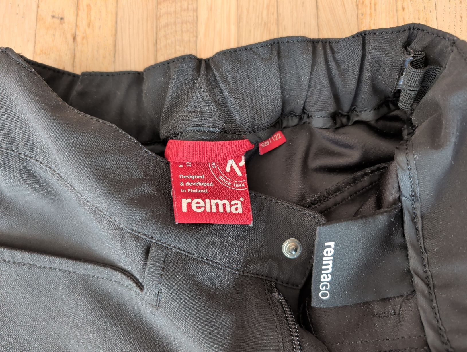 Reima Hosen: Kinder Softshellhose Reima schwarz Grösse 122  – Gebraucht aus Zürich von Spif 2