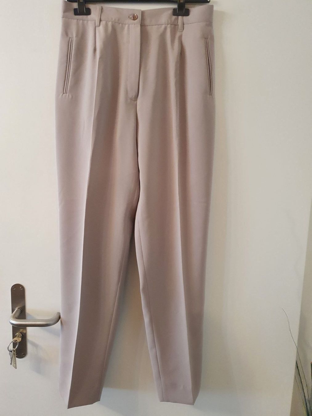Pantaloni: Hose Gr. 42 neu – Usato da Thalwil venduto da Briscolina 1