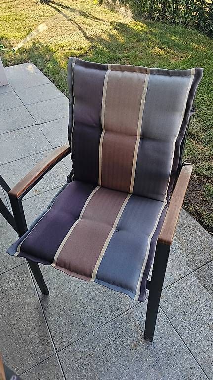 Tavoli: Gartentisch mit 4 Stühle und Polster – Usato da Niederhasli venduto da Mina40 2