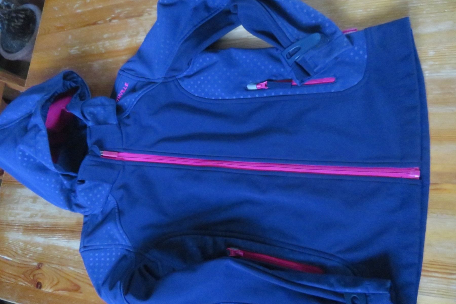 Giacche & Cappotti: Softshelljacke Northville in Gr. 152 – Usato da Steckborn venduto da Bibendum02 1