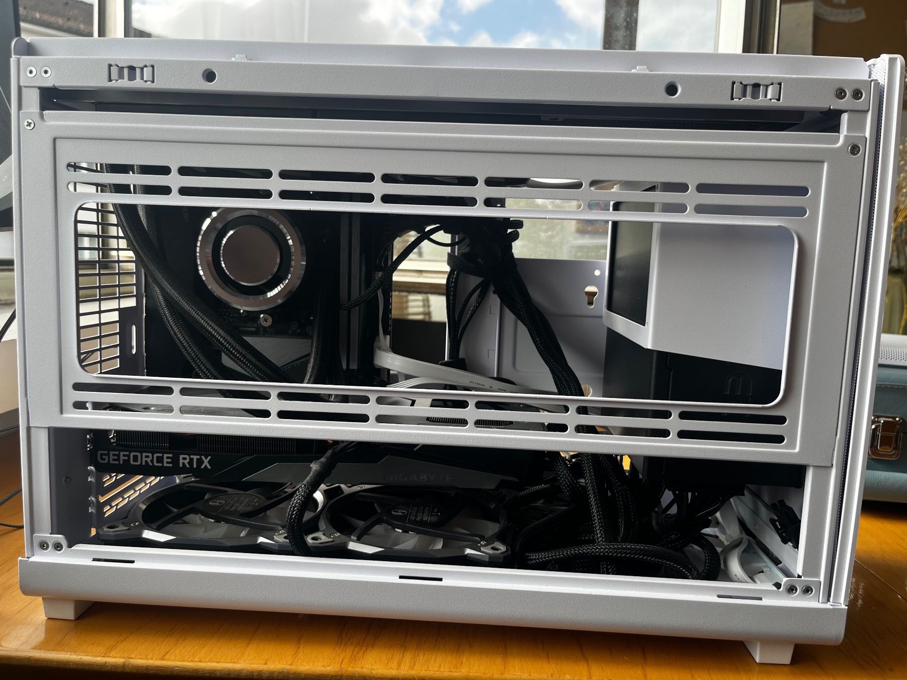 Amd PC: PC Gaming / Office – Usato da Luzern venduto da Juhe2.0 2