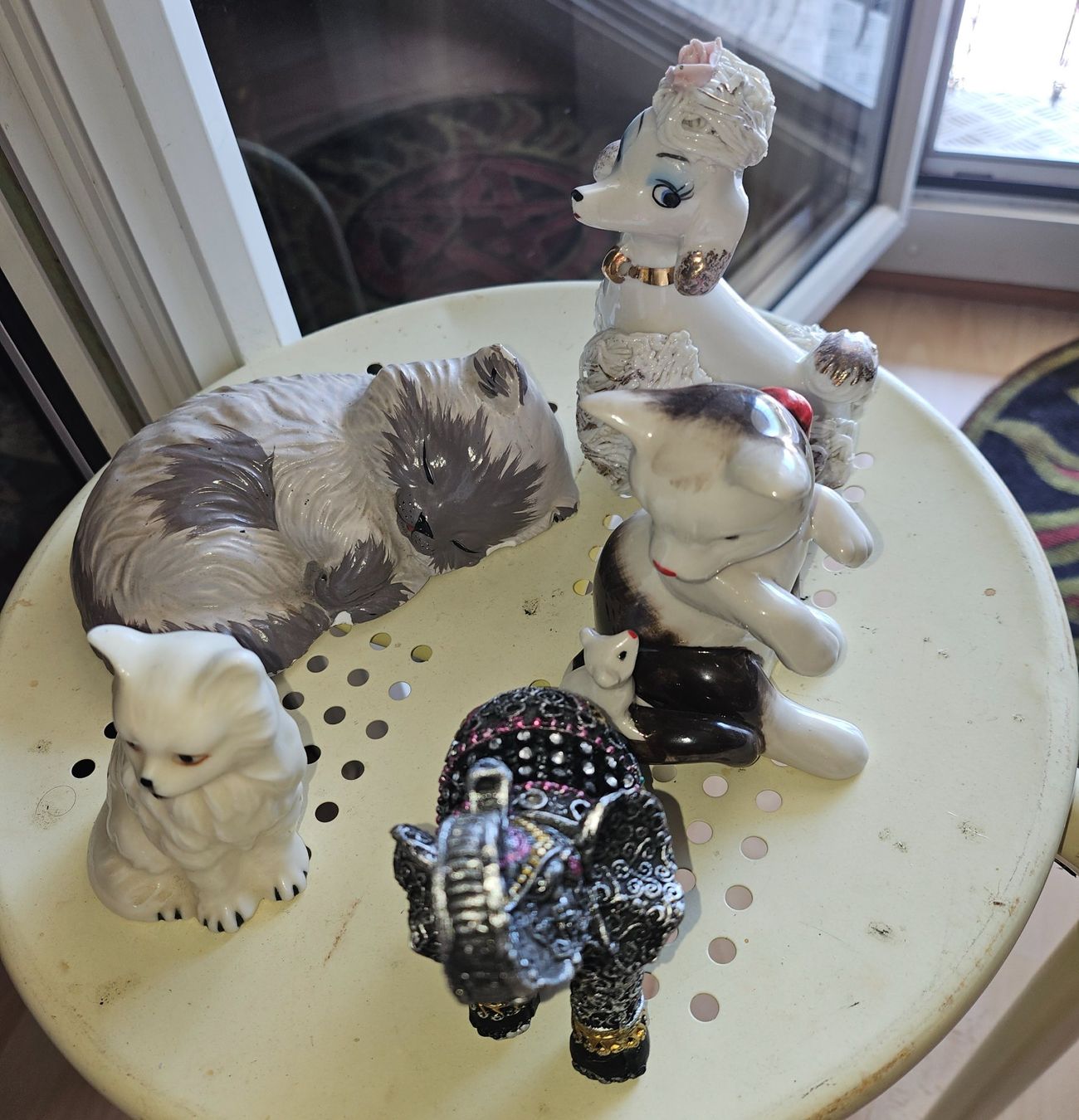 Figuren: Diverse Porzellanfiguren – Gebraucht aus Thun von Shame 2
