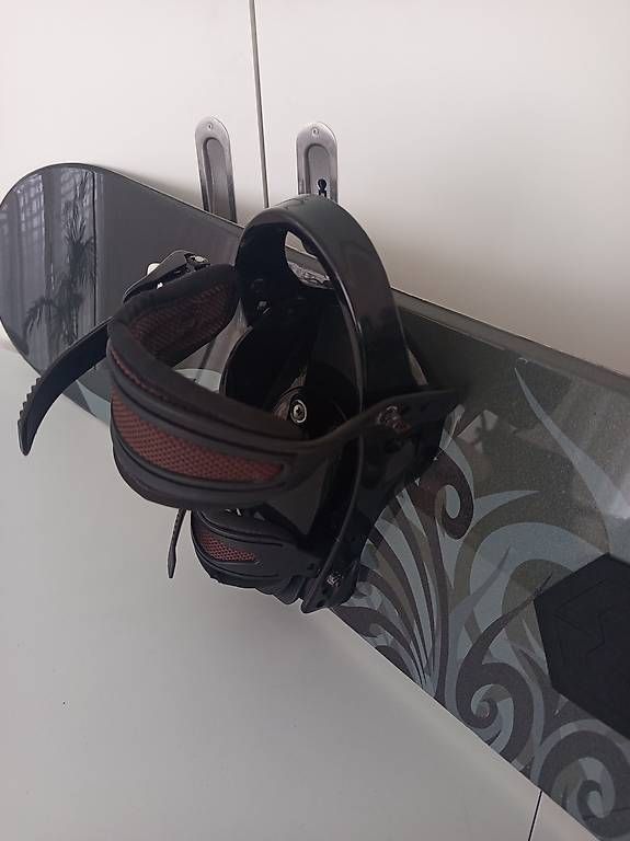 Boards: Snowboard Zuma WaveTwo 152 cm avec fixations  – D'occasion à Bulle par and_sw9g 1