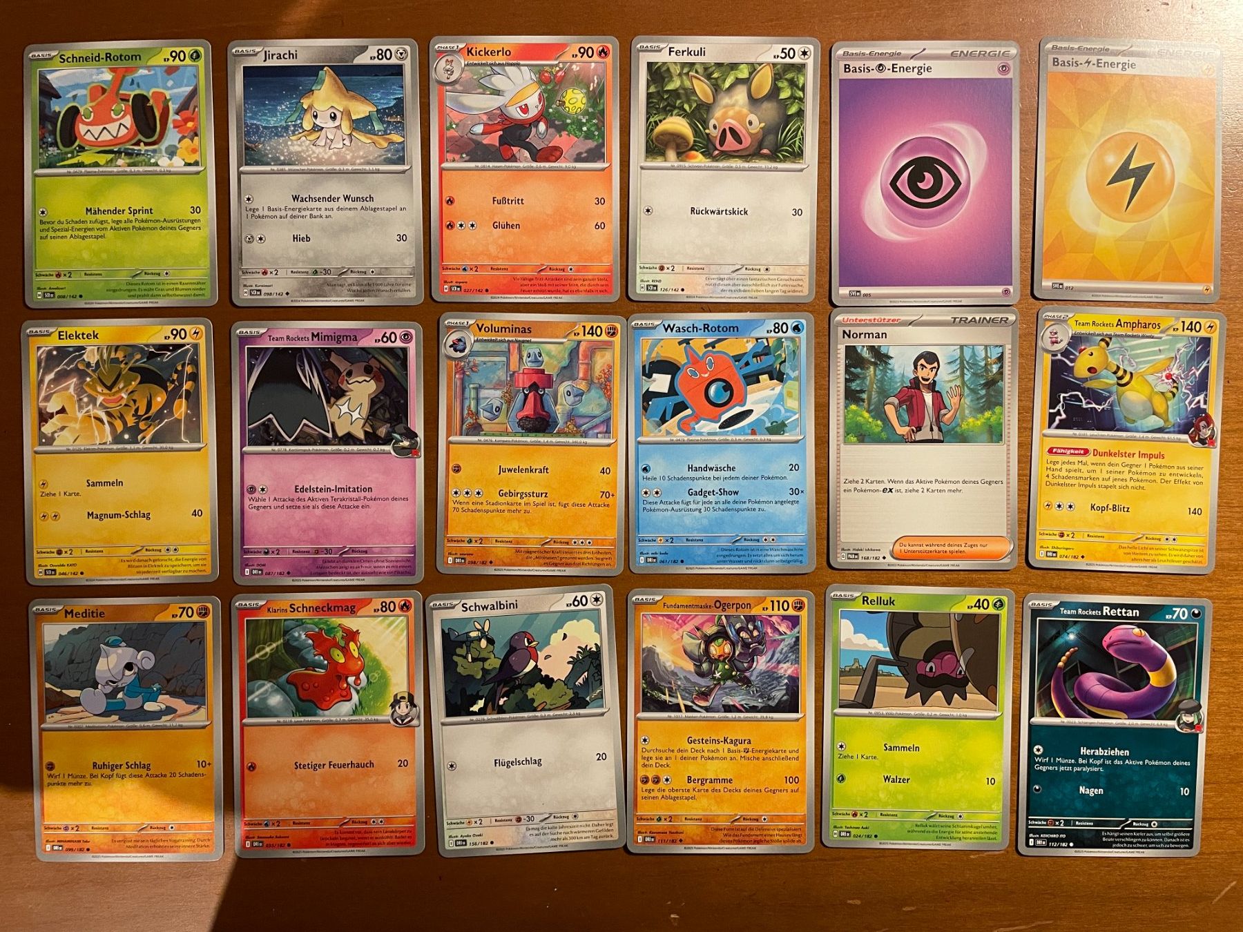Pokémon Sammelbilder & Trading cards: Pokemon Karten Set (Versand gratis) – Neu (gemäss Beschreibung) aus Chur von Angerson