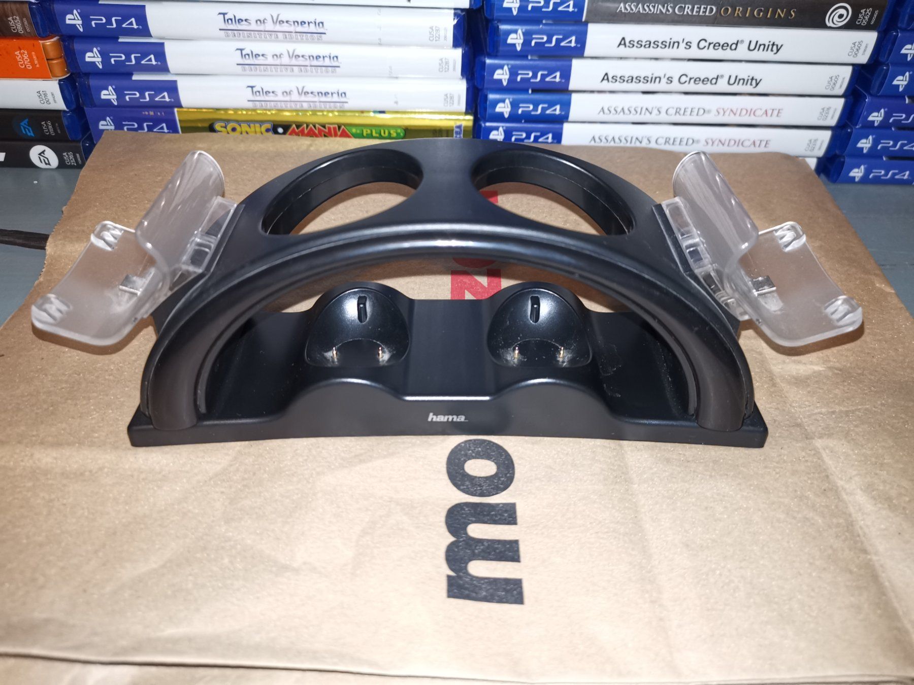 Adattatori & Cavi: Ladestation für PS4 Controller – Usato da Bibern SH venduto da Anuja_20