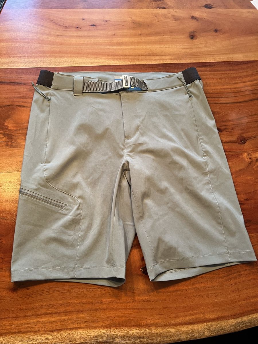 Columbia Hosen: Columbia Wanderhose Damen Grösse 42 – Neu (gemäss Beschreibung) aus Herisau von weltebummler