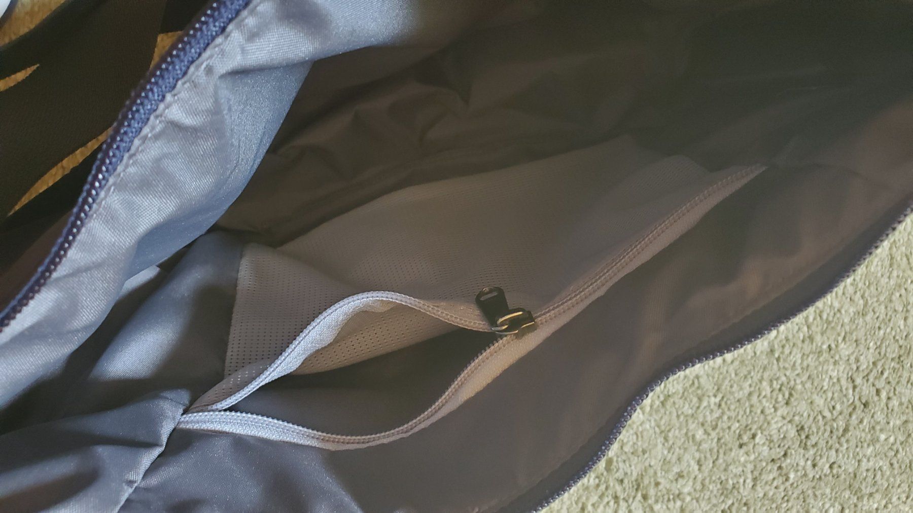 Jack Wolfskin Borse: Neue Jack Wolfskin Tasche – Nuovo (secondo la descrizione) da Interlaken venduto da mar_65xg 3