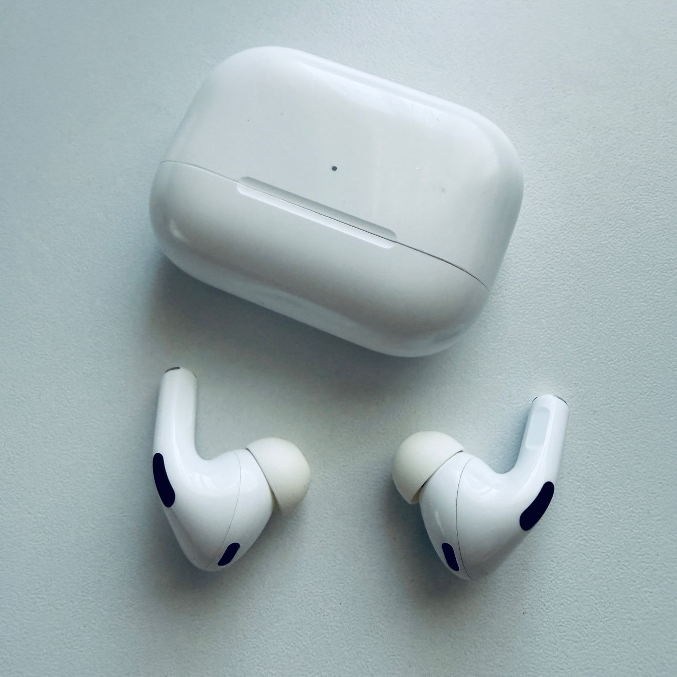 Apple Cuffie: Original Apple AirPods Pro 2, Lightning auf USB-C Kabel – Usato da Basel venduto da MY.AIRPODS.SHOP 8