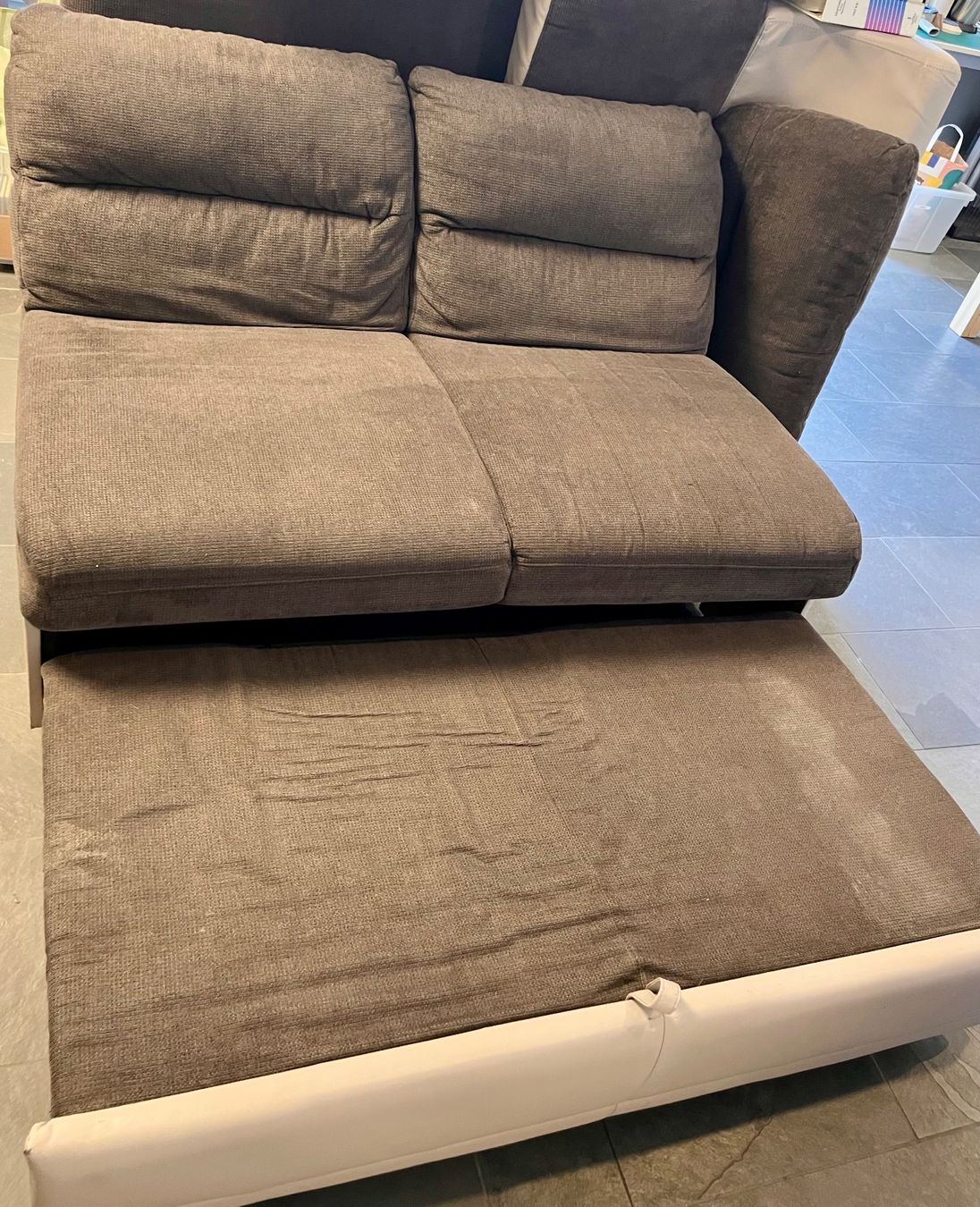 Ikea Divani: Sofa Ikea gross mit Récamiere Stoff – Usato da Uster venduto da colmo 2