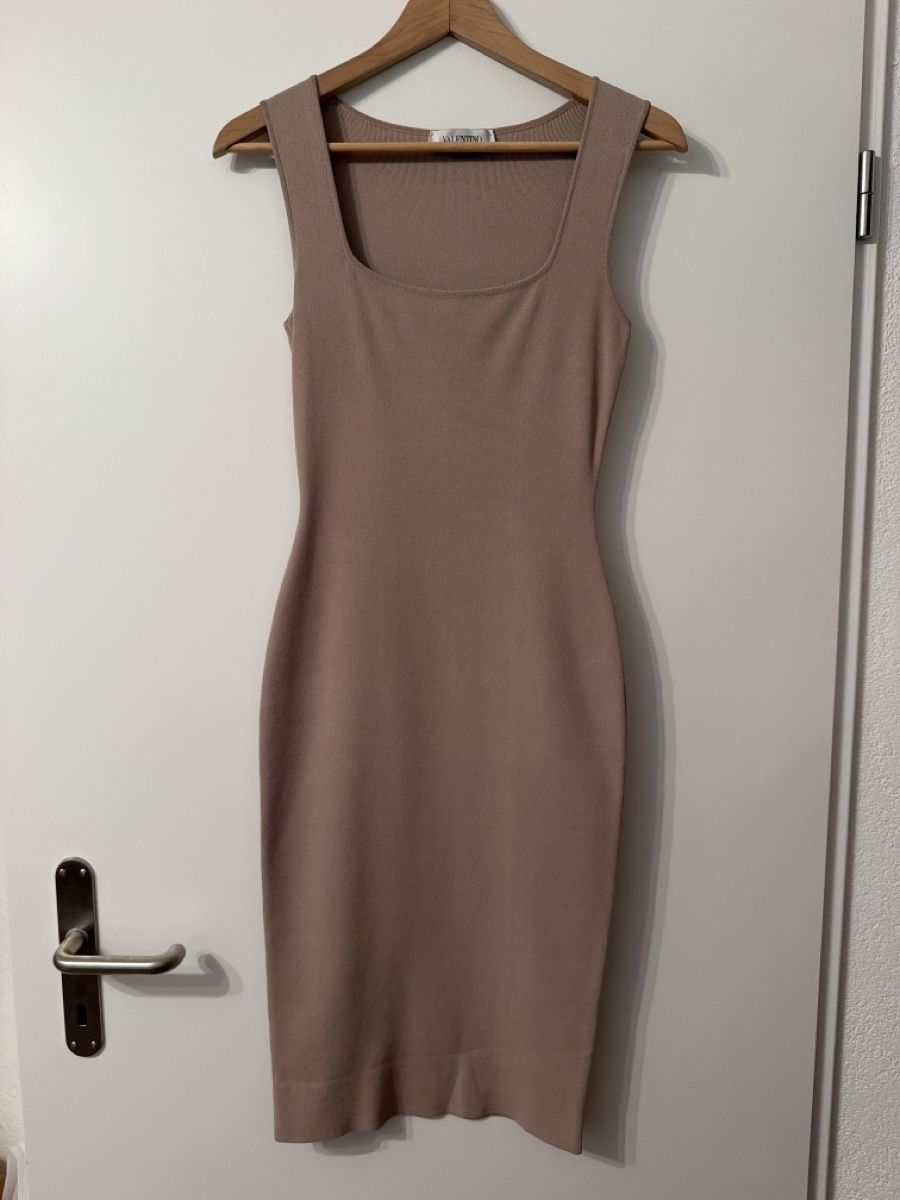 Valentino Vestiti: Valentino Kleid – Nuovo (secondo la descrizione) da Horgen venduto da theresak02