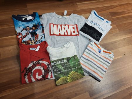 6 T-shirt marvei ,avengers diverse gr 122 K2