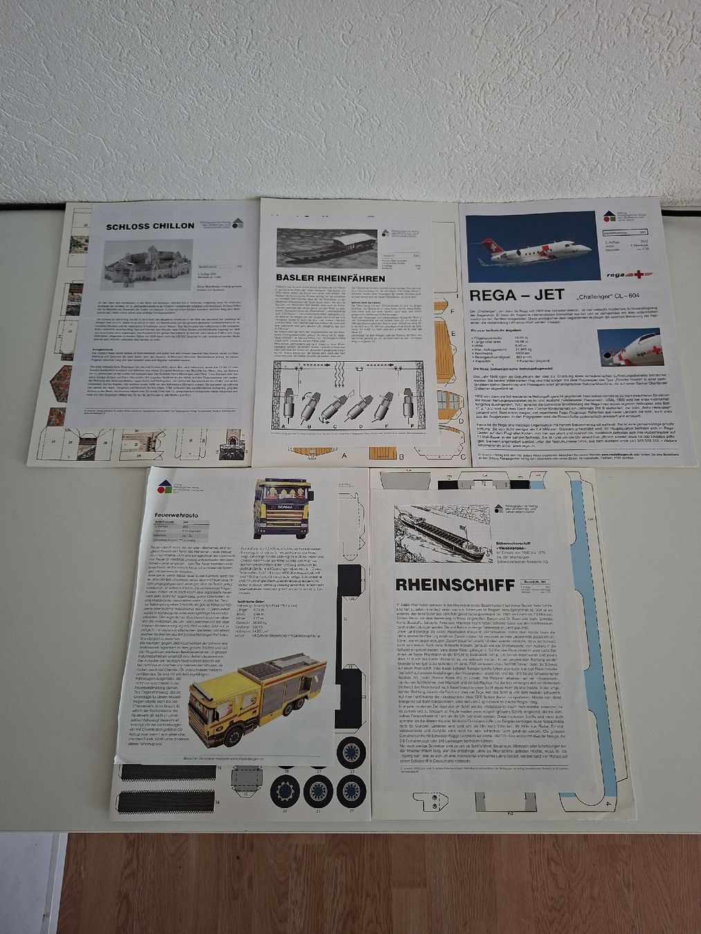 Kits de loisir créatif: 5 Bastelbogen neu – Neuf avec emballage d'origine à Chur par bananaaa