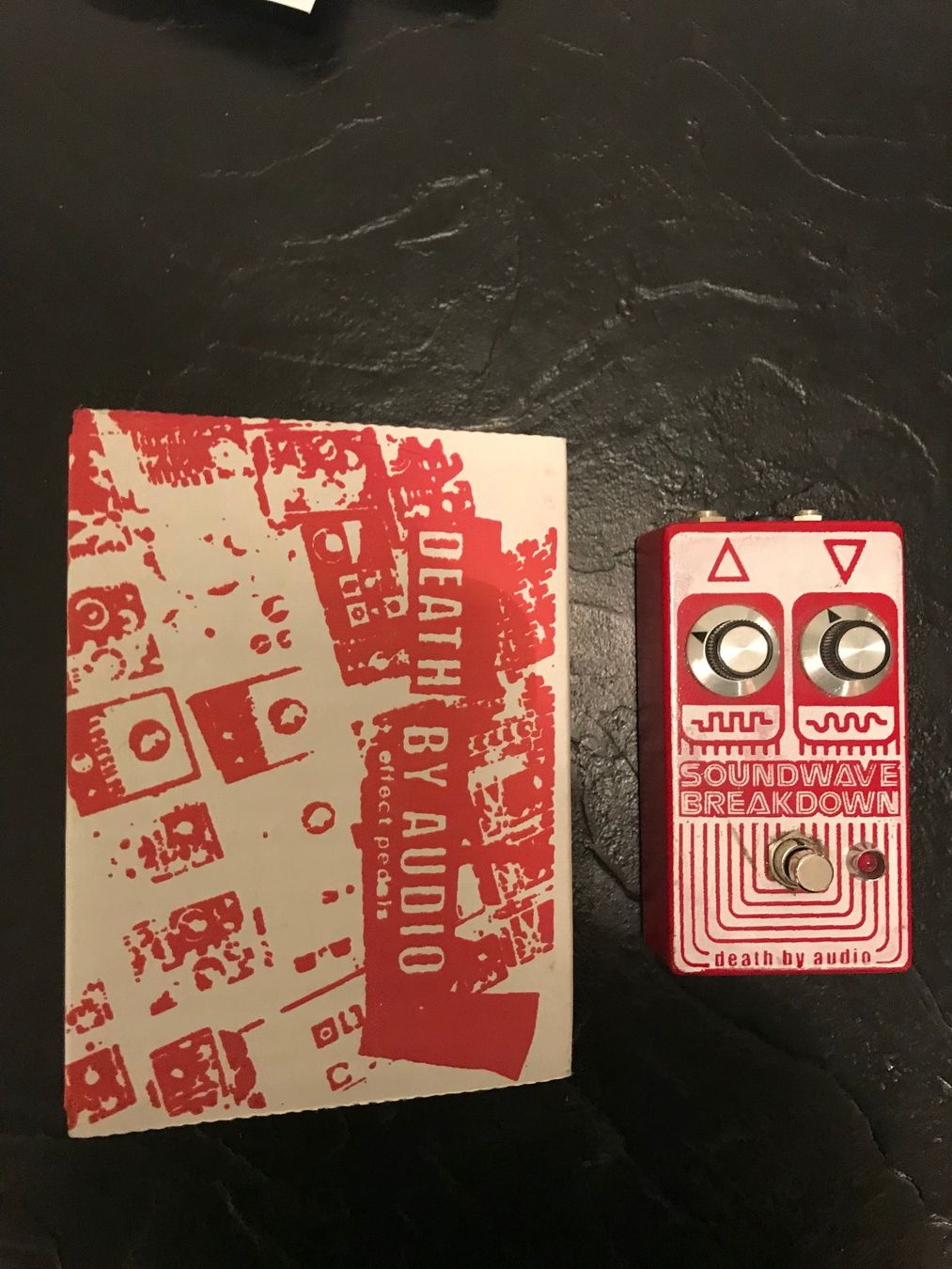 Strumenti musicali: Death by Audio Soundwave Braekdown vers.1 – Usato da Zürich venduto da TruxRev 1