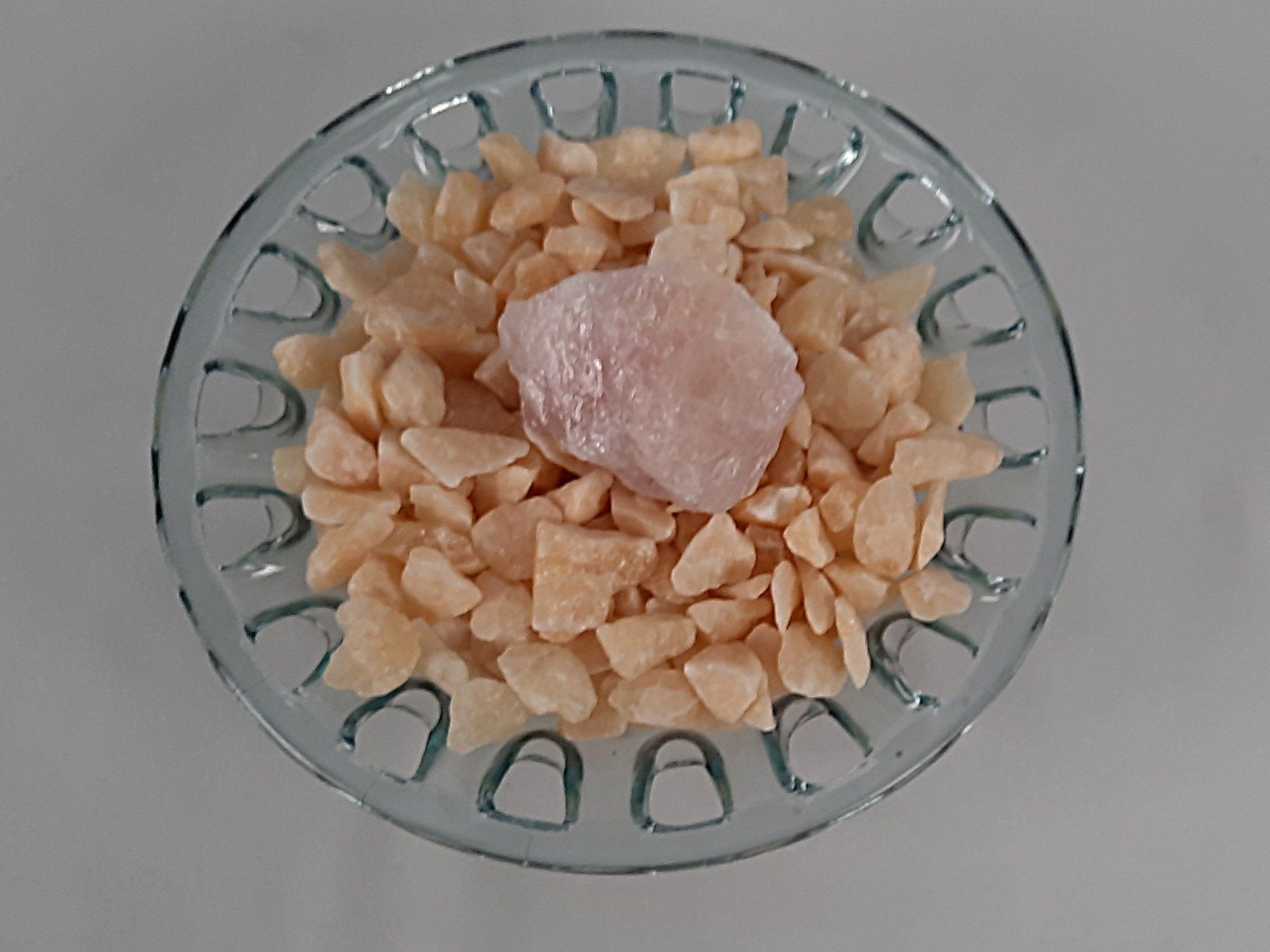 Pietre preziose: Dekorative Glasschale mit Edelsteinen – Usato da Beinwil am See venduto da Restwert_Beinwil 3