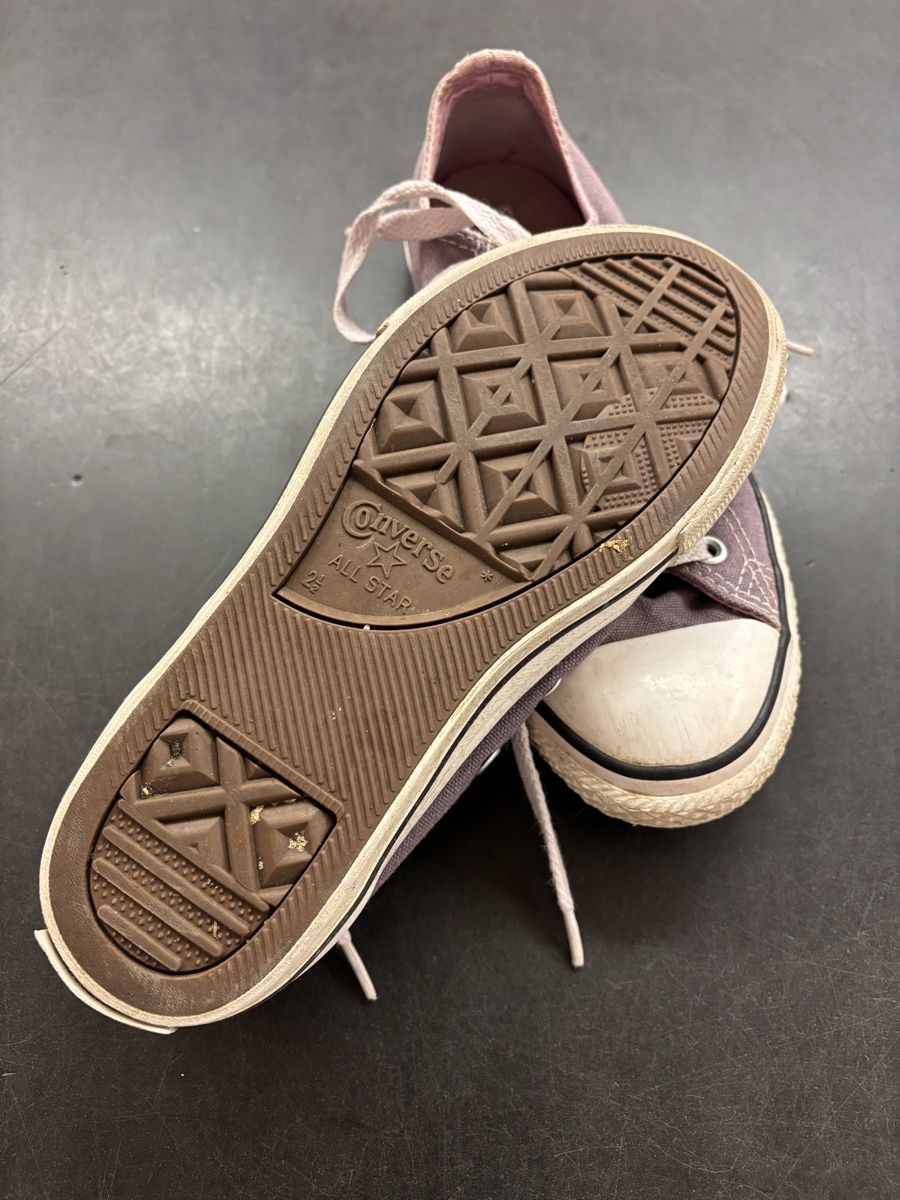 Converse Scarpe da uomo: Converse Sneaker Lila, Grösse 34 – Usato da Büren an der Aare venduto da Nikito2001 4