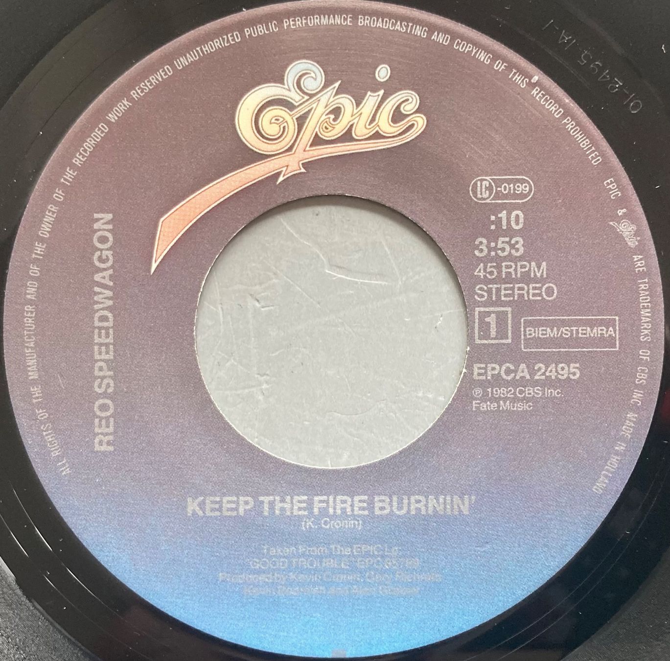 Vinyles: REO SPEEDWAGON - KEEP THE FIRE BURNING – D'occasion à Poliez-Pittet par Newtown-Records 2