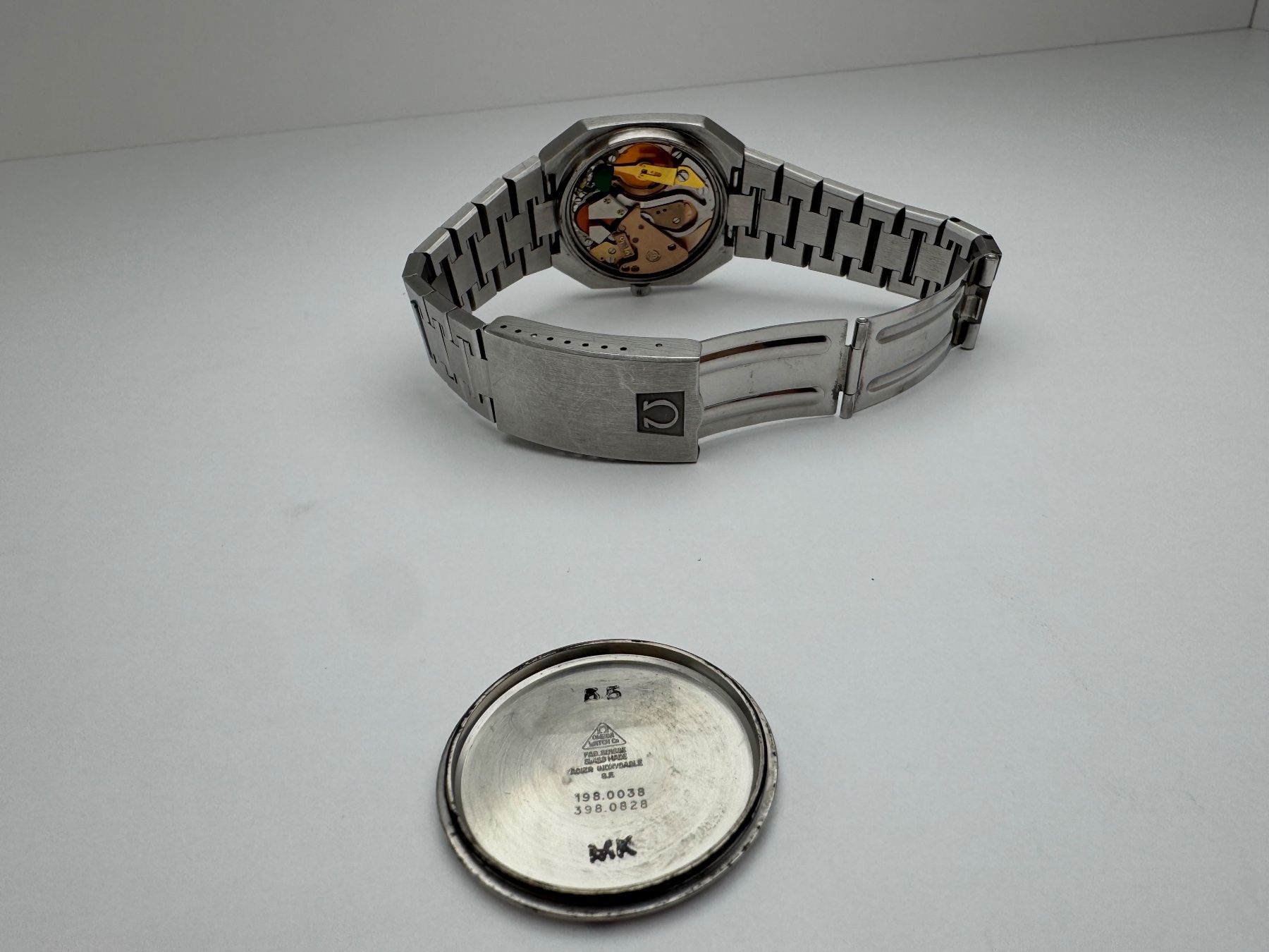 Omega Uhren: OMEGA Constellation Chronometer Megaquartz 720Hz – Gebraucht aus Langenthal von Vendere1 4