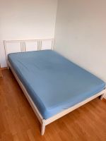 Comfortable 1.5-Person White Bed Frame + Mattress – CHF 35