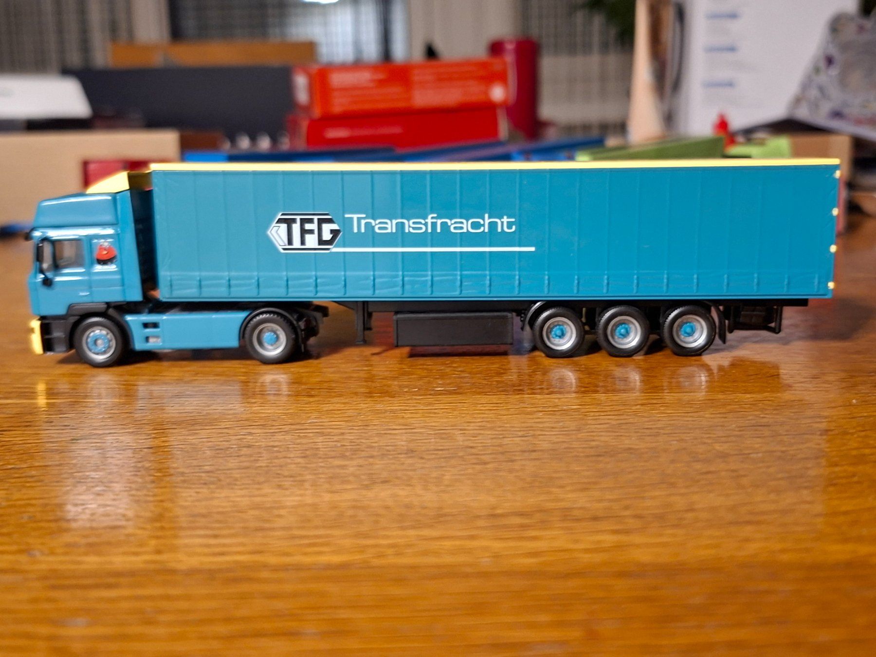 Herpa Kit di modellismo & Modellini statici: MAN Sattelzug 1:87 Herpa – Usato da Vordemwald venduto da TGV9497 5
