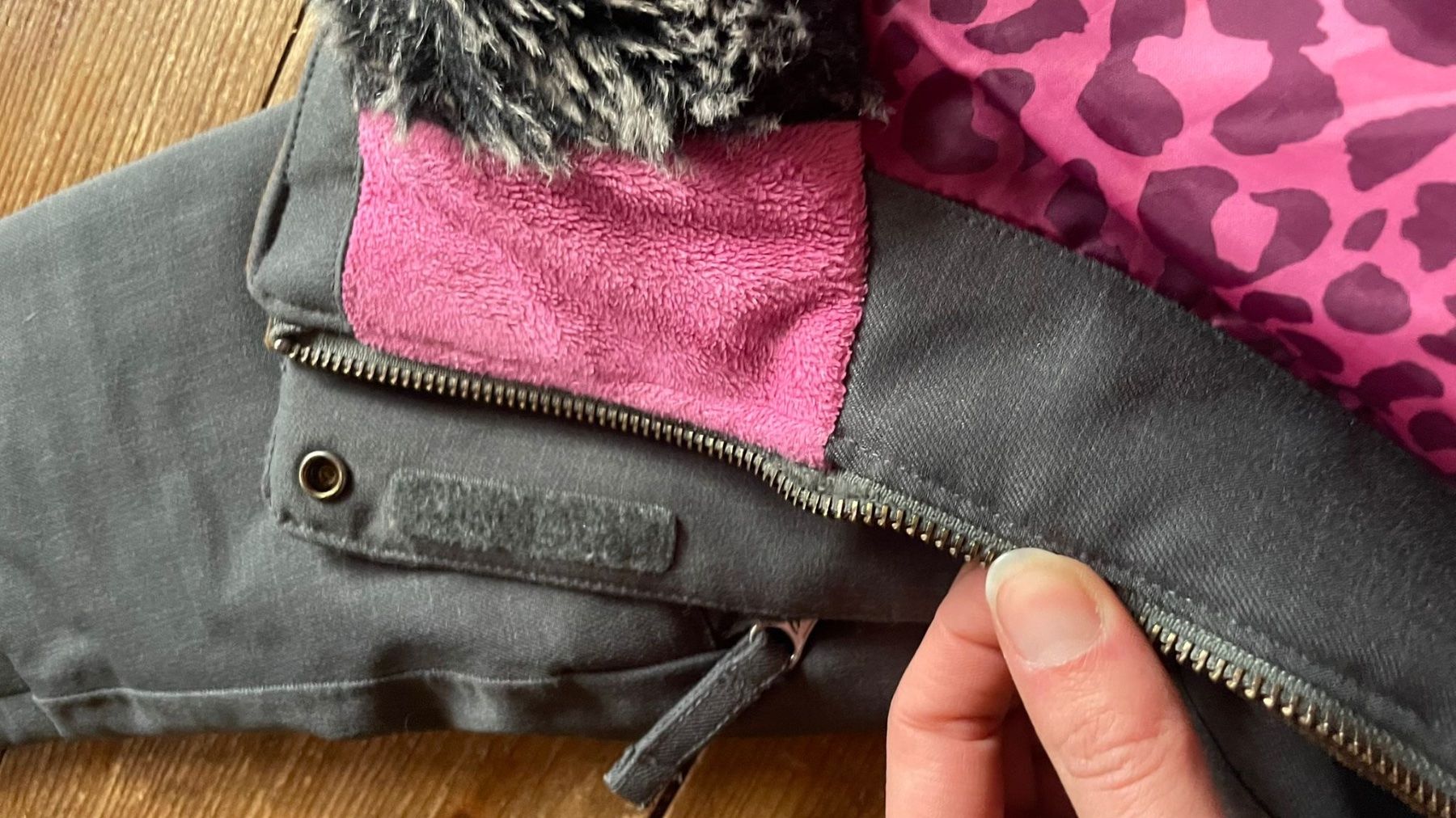 Rip Curl Giacche: Rip Curl Ski- / Snowboardjacke – Usato da La Ferrière venduto da Marbles 9