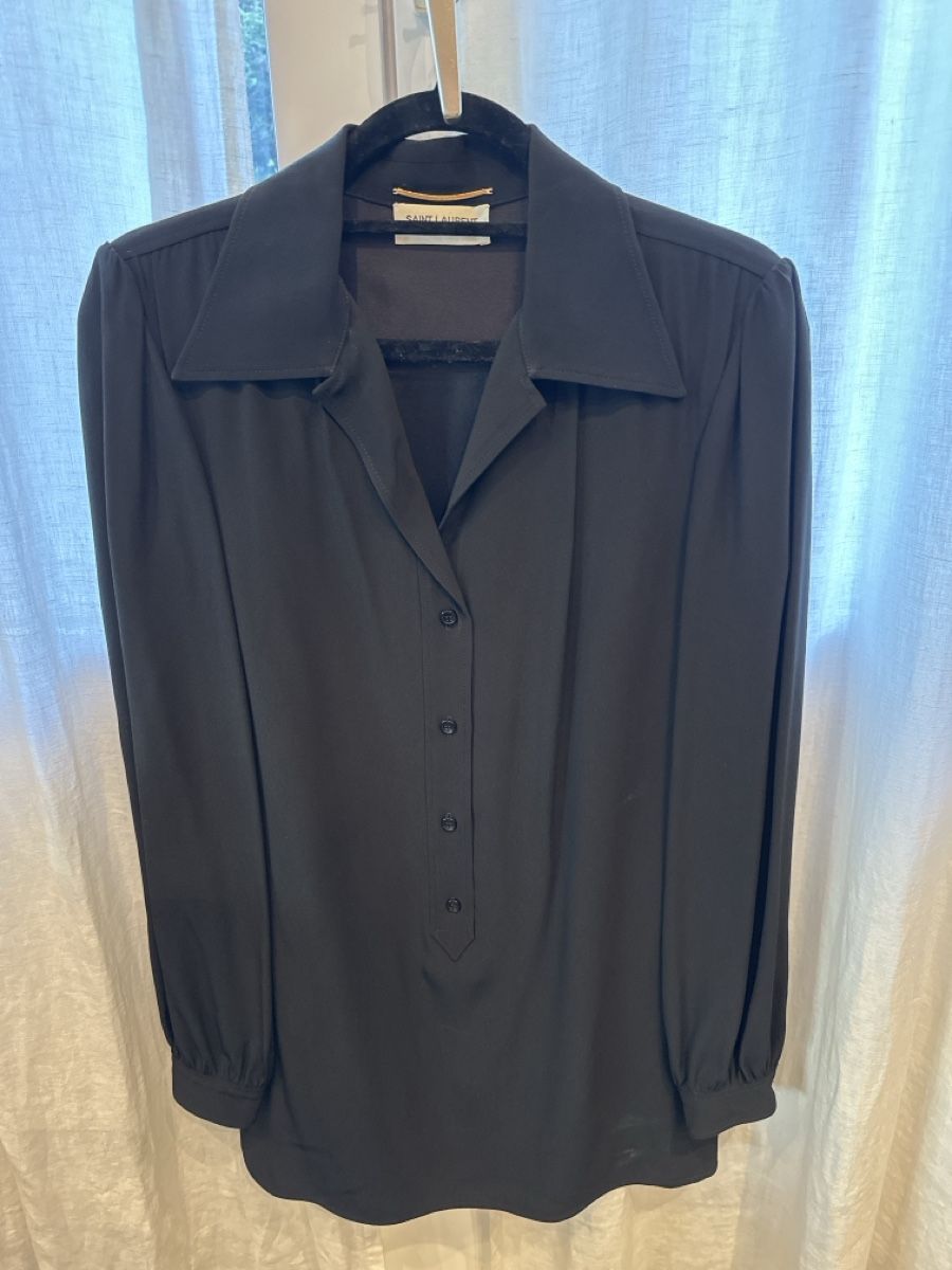 Saint Laurent Camicette: Saint Laurent Blouse Size 38 – Usato da Cologny venduto da pichi26