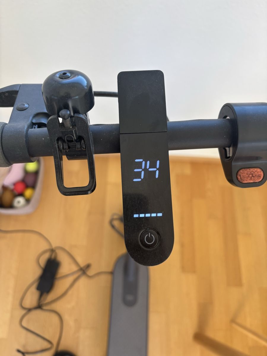 Xiaomi Kickboard: Xiaomi Mi Essential (20 km/h) – Usato da Pratteln venduto da Oxa0 1