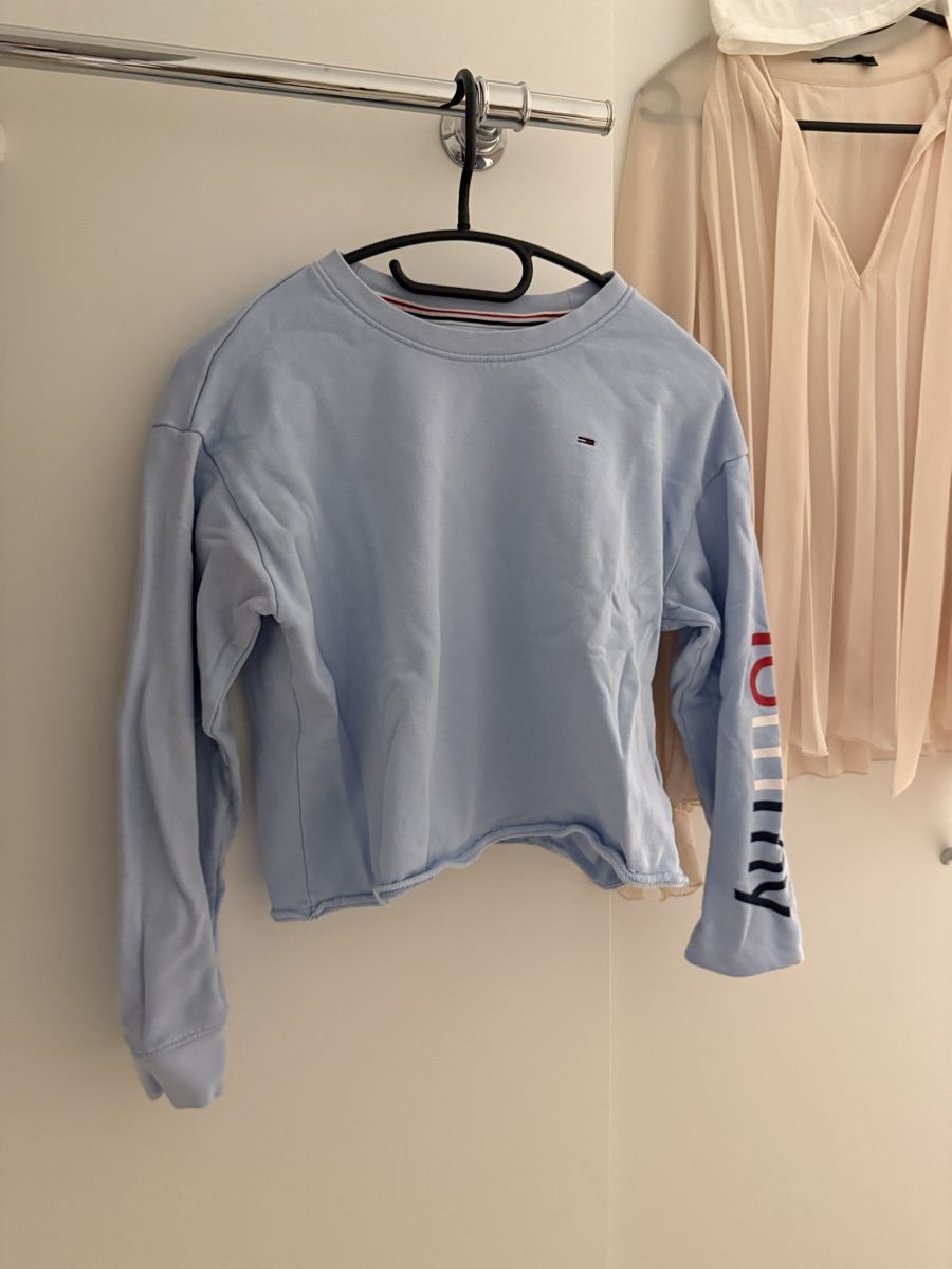 Tommy Hilfiger Pulls & Sweat-shirts: Tommy Hilfiger Sweatshirt – D'occasion à Vaduz par GiuliaSu