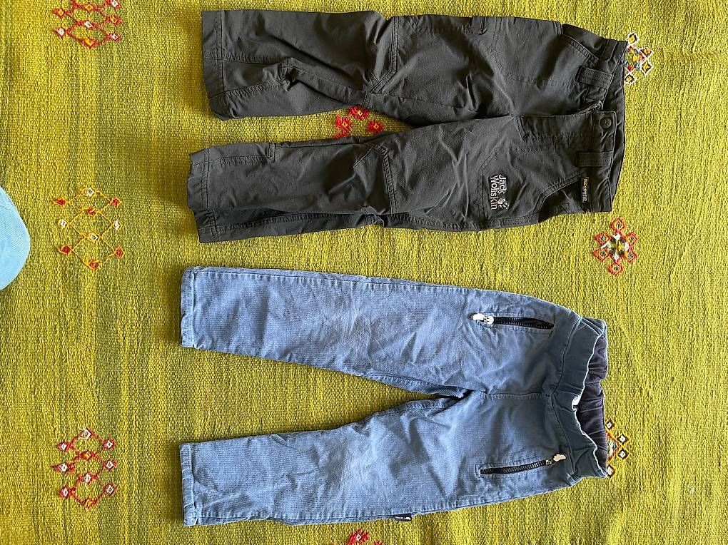 Pantaloni: Pantalon Asticot et Jack Wolfskin – Usato da Geneve venduto da chadouli