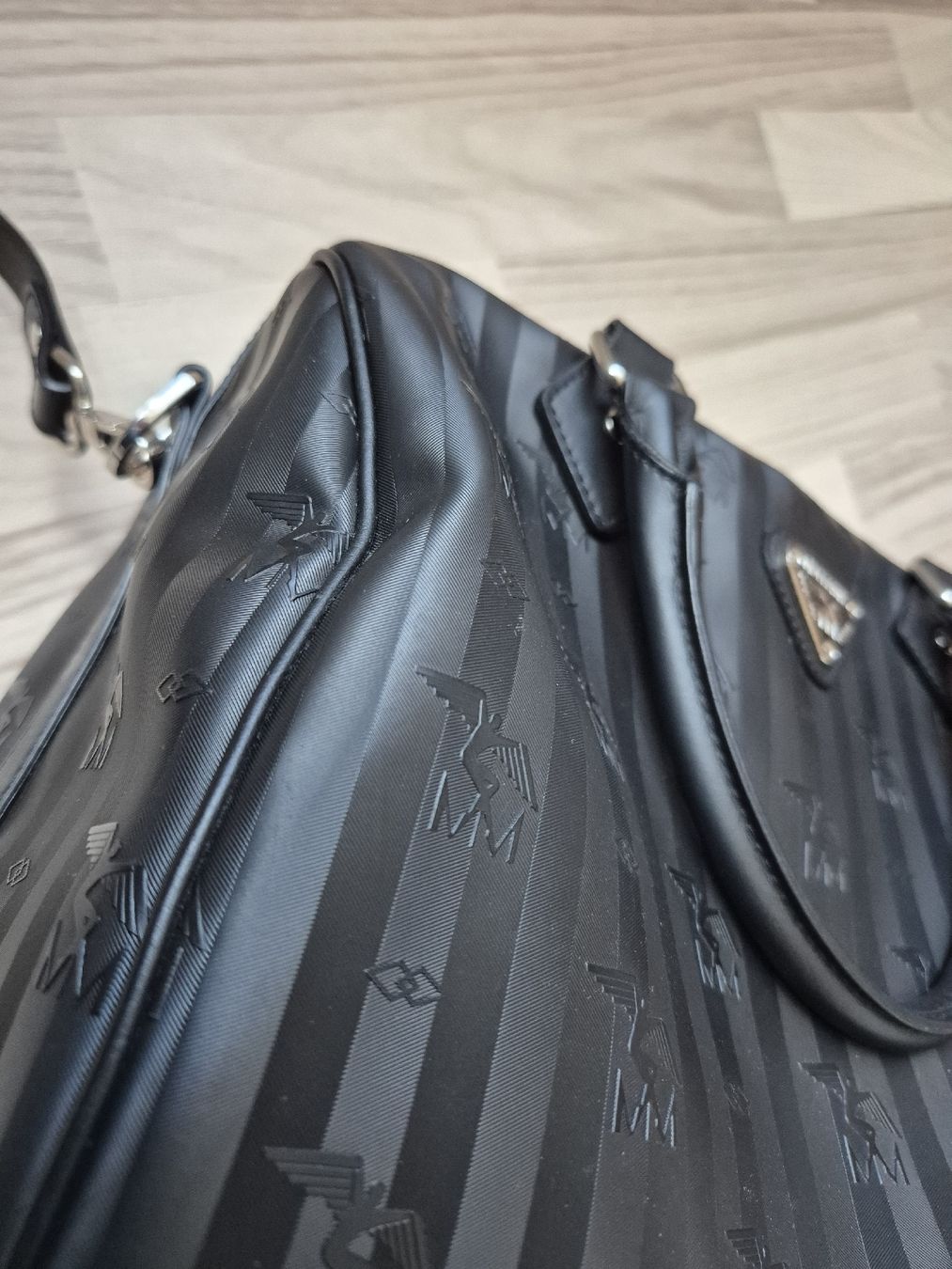 Maison Mollerus Taschen für Damen: Mollerus "BUENTEN" silber – Neu (gemäss Beschreibung) aus Unteriberg von VOI_69 1