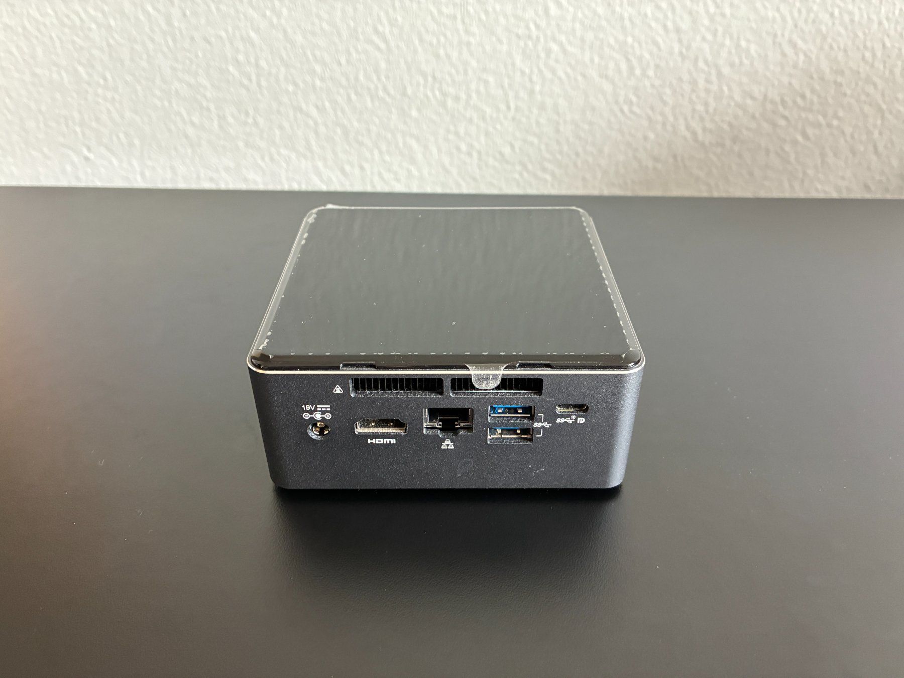 Multimediaplayer & Streamer: Intel NUC mit Roon Optimized Core Kit (ROCK) – Gebraucht aus Zürich von lukpaw 1