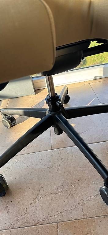 Sedie: Gaming Chair Monster Tech Desert – Usato da Sierre venduto da MitchSamio 2
