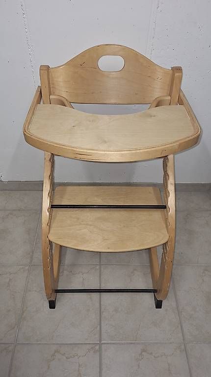 Hochstühle: Baby-Sitz – Gebraucht aus Nürensdorf von marcando688