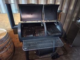BBQ Grill und Smoker 