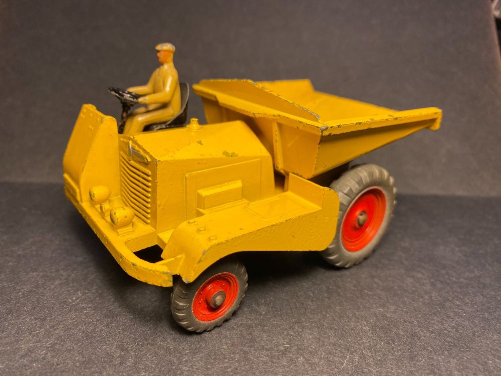 DINKY TOYS FRANCE 562 Dumper Muir-Hill Meccano Paris Mint EUR 80,00