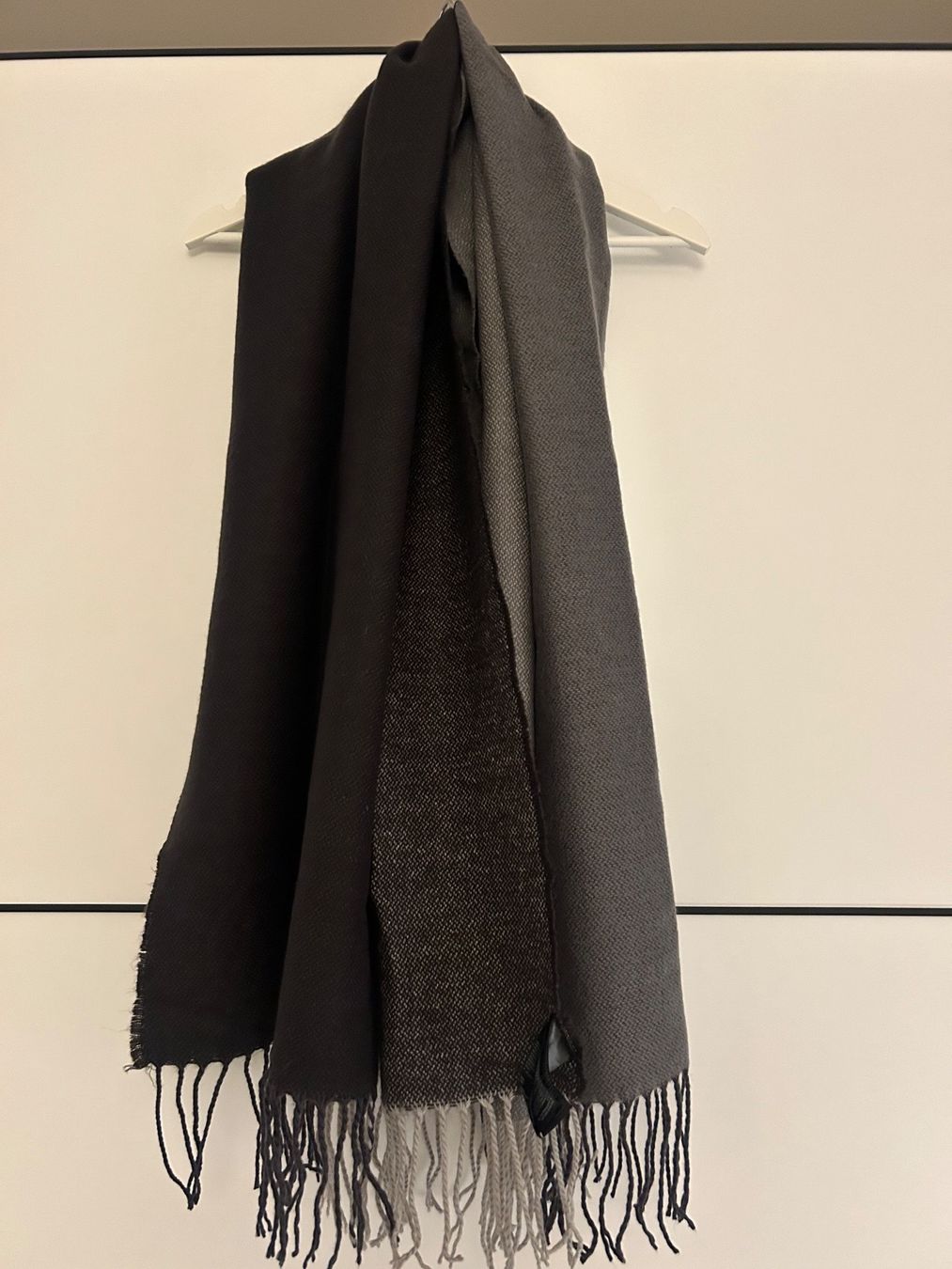 H&M Foulards & écharpes: Schal – D'occasion à Zürich par AJO91 2