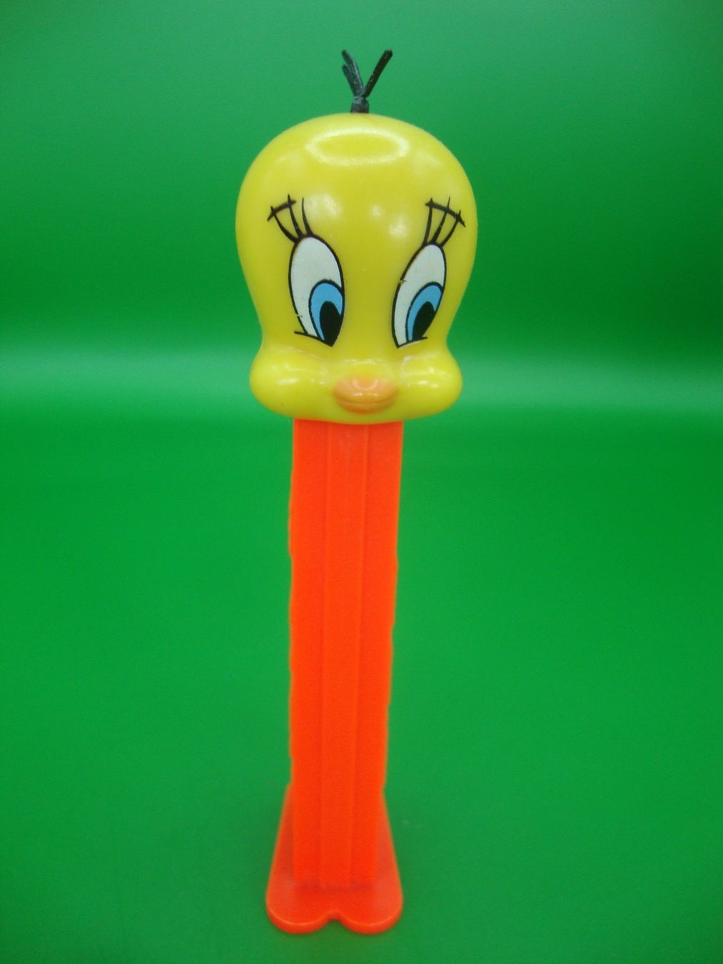 Pez Figuren: TWEETY 3 HAARE PEZ 1991 WARNER BROS. – Gebraucht aus Basel von pink2010