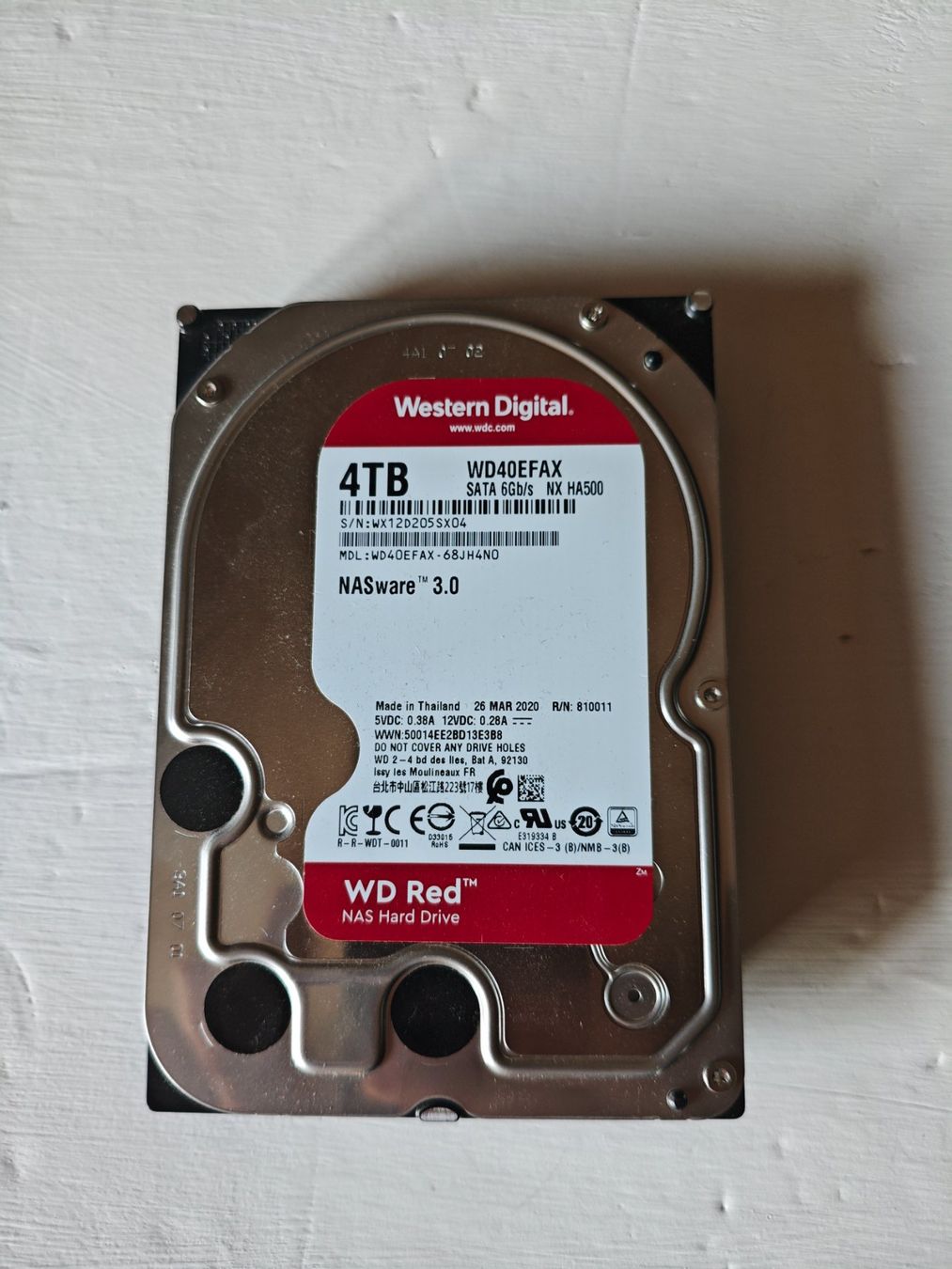 Western Digital Dischi rigidi: Western Digital 4TB WD40EFAX NAS Red – Usato da Dübendorf venduto da tho_v2cs