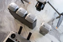 DJI Air 3S Fly More Combo (RC 2)  4 Battery + Filters + Bag