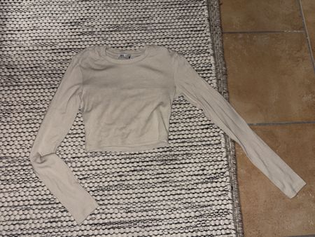 Zara Crop Tshirt mit langen Ärmeln