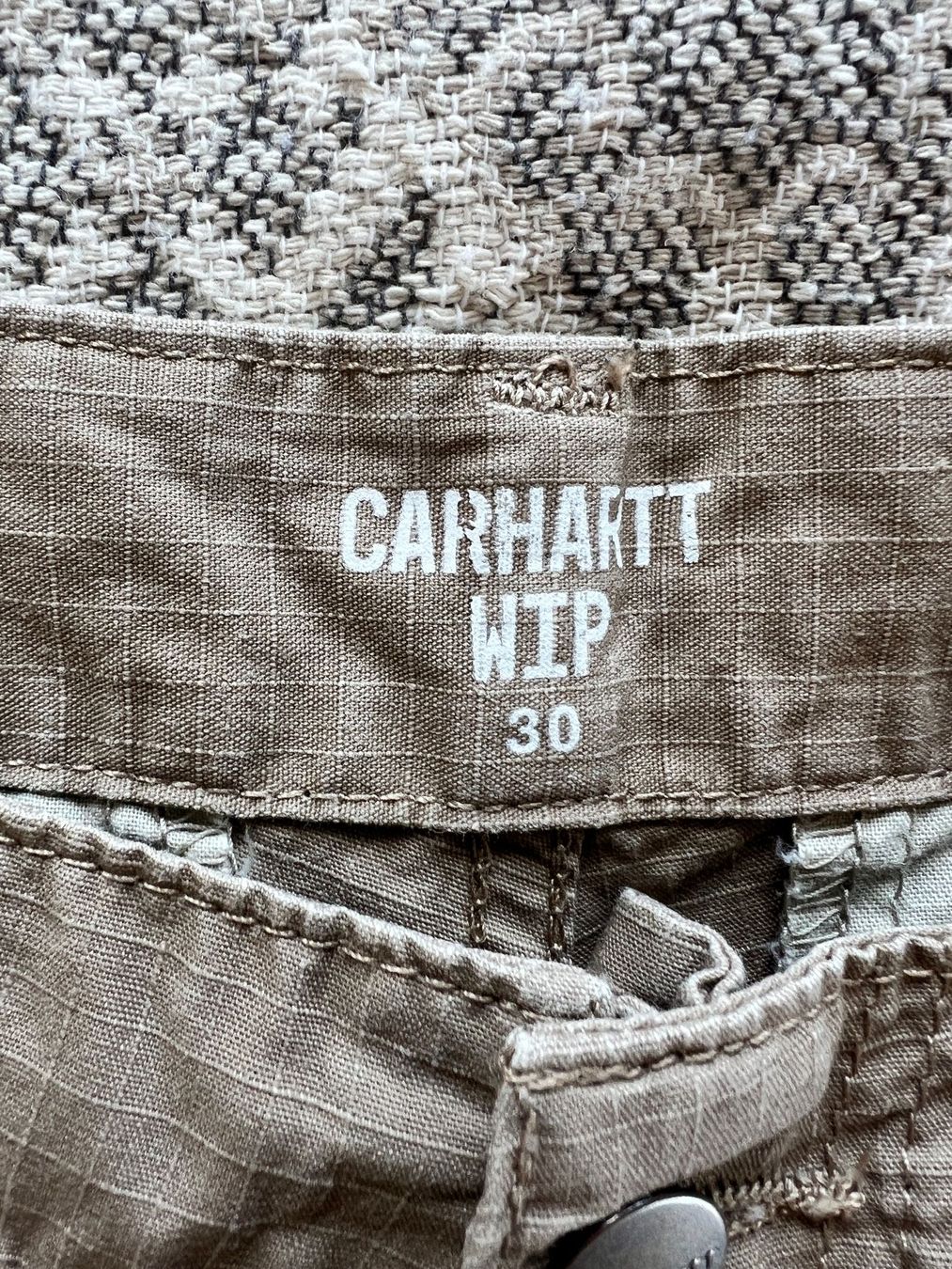 Carhartt Pantaloni: Short Carhartt WIP 30 – Usato da Uster venduto da bri_h59l 2
