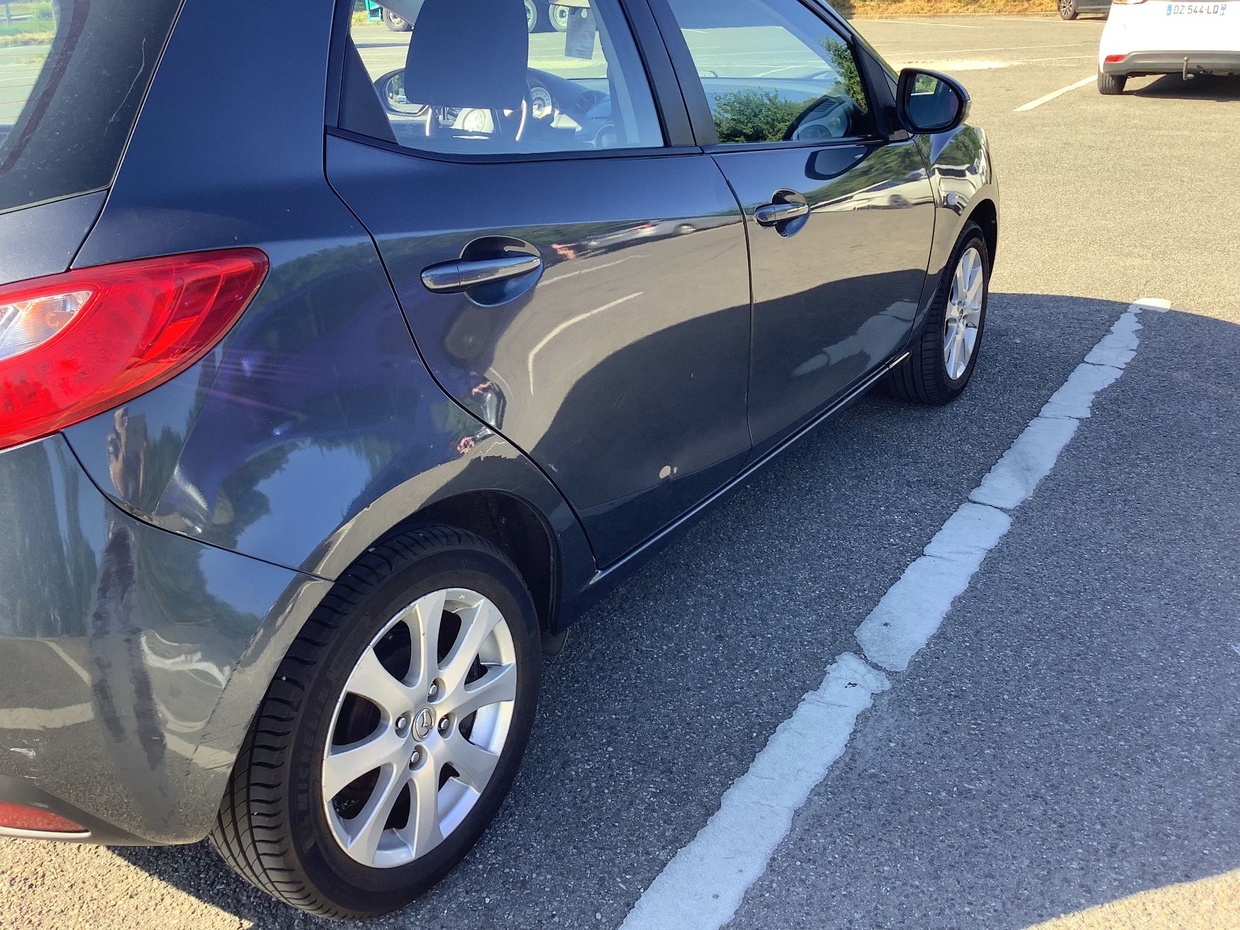 Mazda Autos: Mazda 2 1.3 16V Exclusive – D'occasion à Meyrin par claude037 1
