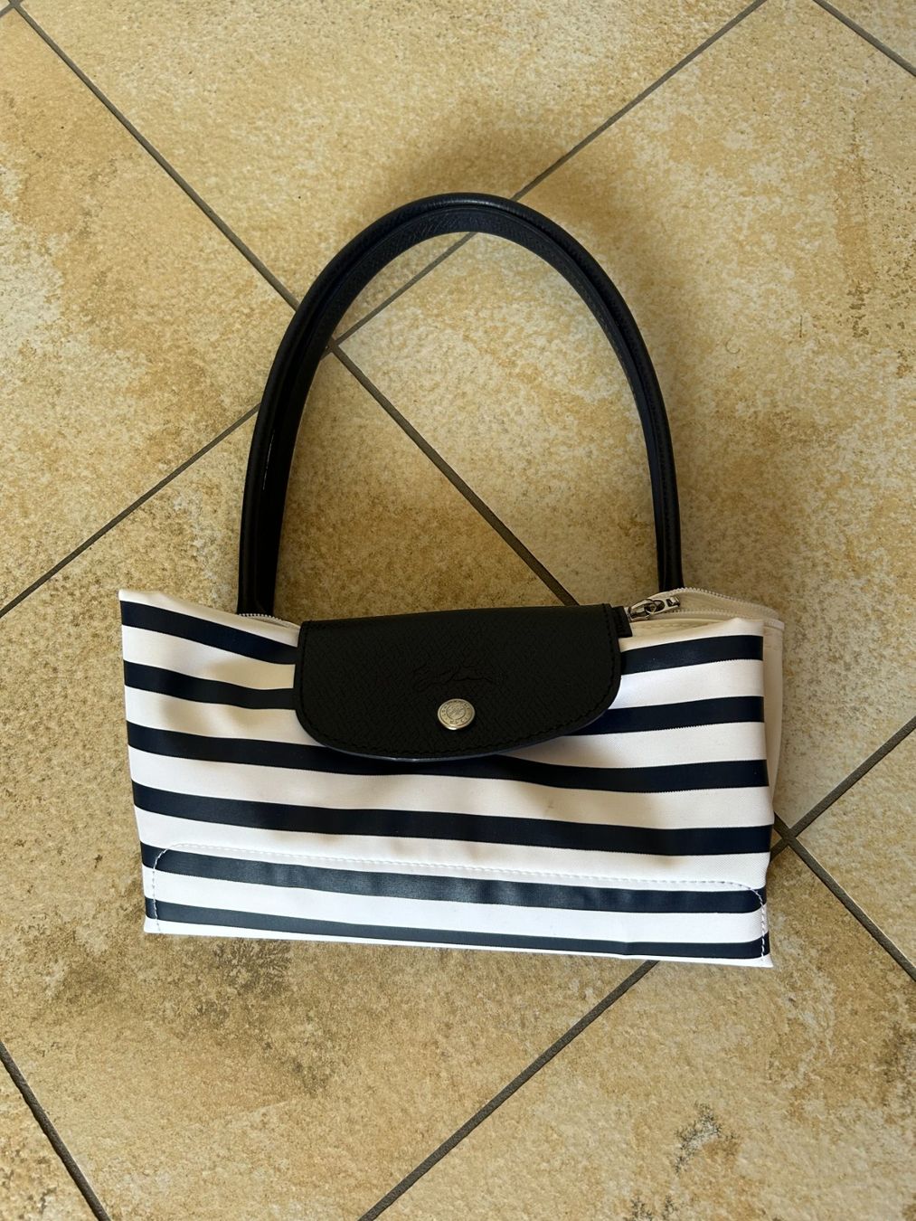 Longchamp Sacs femmes: Sac Longchamp Pliage – D'occasion à Porrentruy par Craps1 7