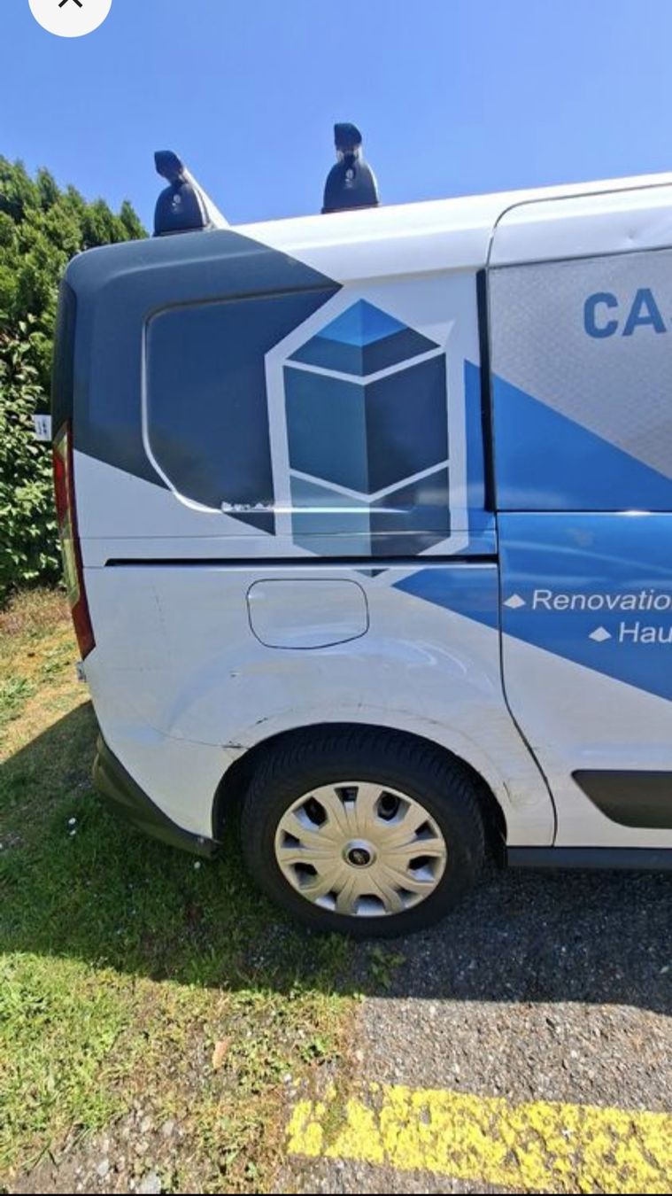 Ford Veicoli commerciali: Ford Transit Connect Lieferwagen – Usato da Rümlang venduto da abd_6zst 2